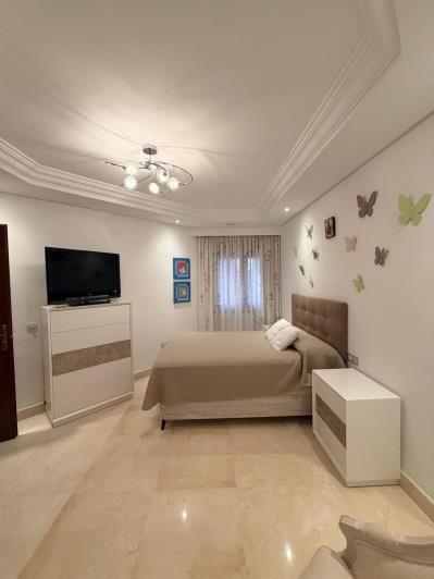 Image No.13-3 Bed Apartment for sale