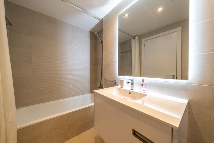 Image No.29-2 Bed Apartment for sale