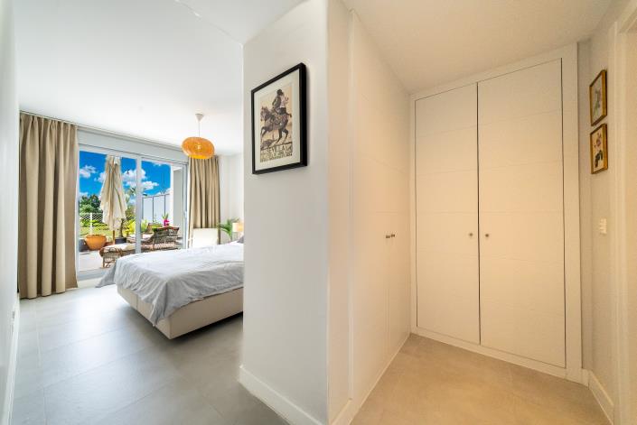 Image No.23-2 Bed Apartment for sale