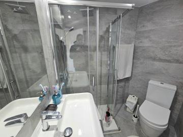 8-e64a9055bba3e77ac8aca3b893cdf826