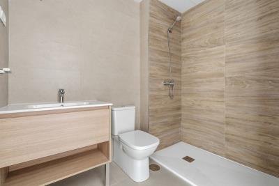 10-bb915d1cb19341576dcdc994b81ab9c5