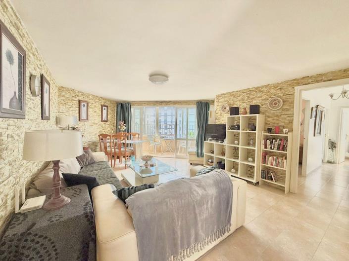 Image No.6-3 Bed Apartment for sale