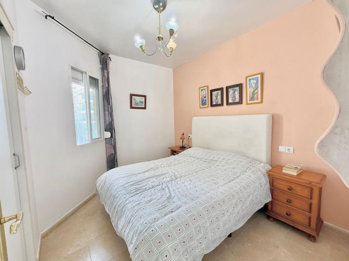 Image No.11-3 Bed Apartment for sale