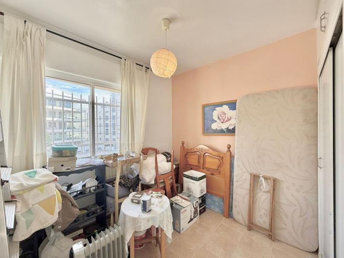 Image No.13-3 Bed Apartment for sale