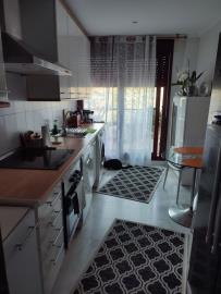 10-bb915d1cb19341576dcdc994b81ab9c5