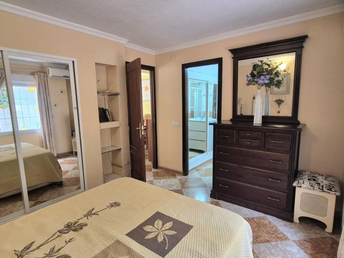 Image No.16-2 Bed Apartment for sale