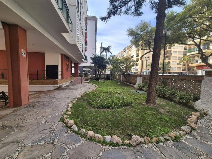 Image No.30-2 Bed Apartment for sale