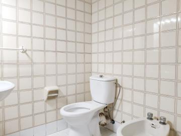 11-20939a0134ad724a8cb2a801094d15a4