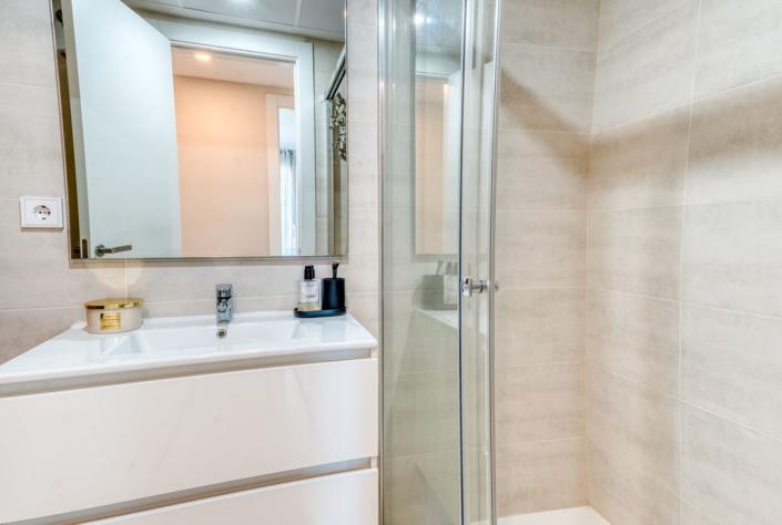 Image No.8-Appartement de 2 chambres à vendre à Estepona