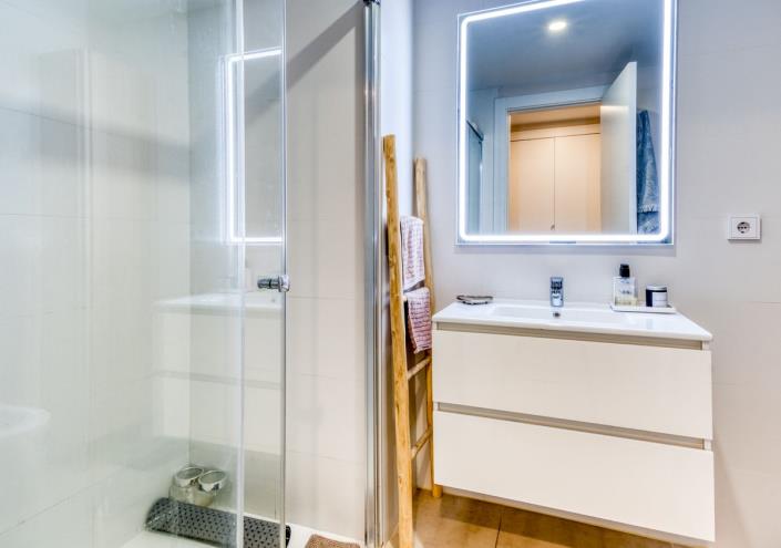 Image No.10-Appartement de 2 chambres à vendre à Estepona