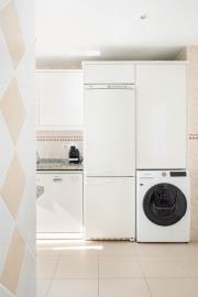 10-bb915d1cb19341576dcdc994b81ab9c5