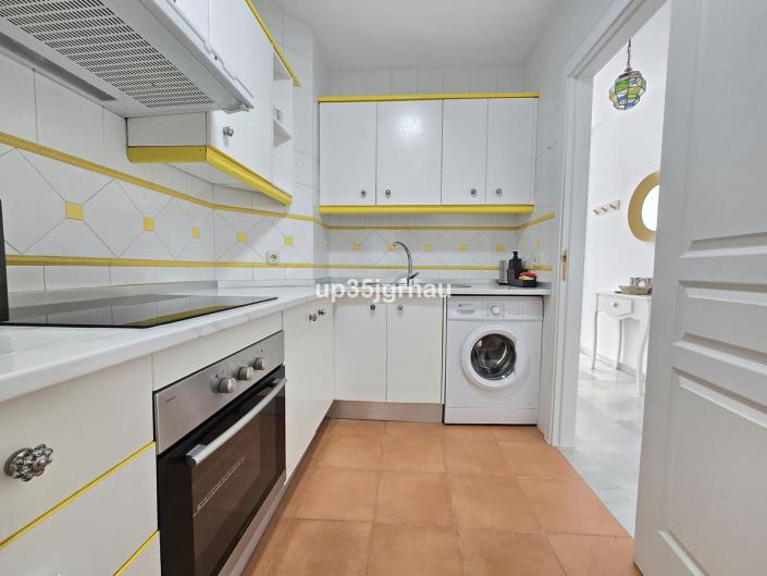 Image No.18-2 Bed Apartment for sale