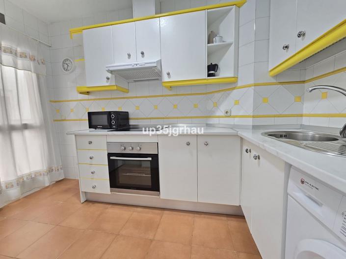 Image No.17-2 Bed Apartment for sale