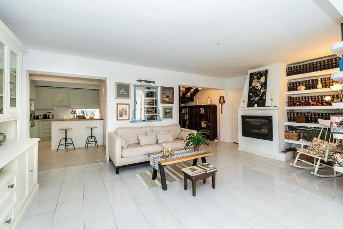 Image No.4-6 Bed Villa for sale