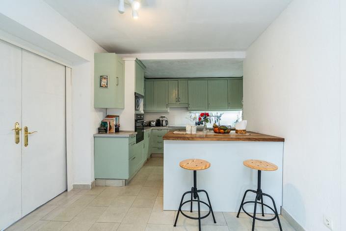 Image No.7-6 Bed Villa for sale