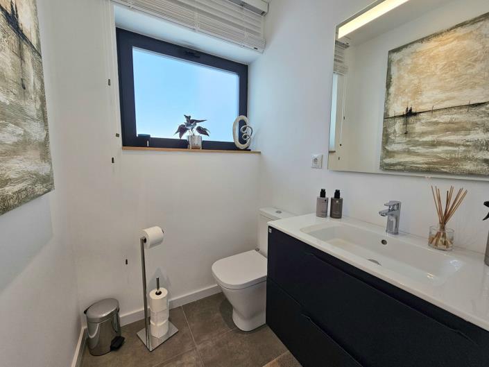 Image No.8-3 Bed Villa for sale