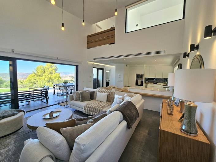 Image No.12-3 Bed Villa for sale