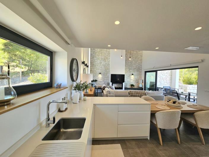 Image No.17-3 Bed Villa for sale