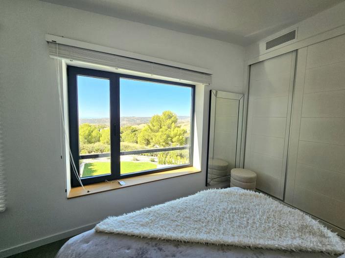 Image No.55-3 Bed Villa for sale