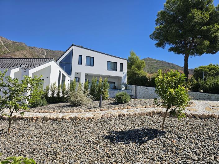 Image No.59-3 Bed Villa for sale