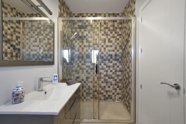 Image No.22-4 Bed Villa for sale