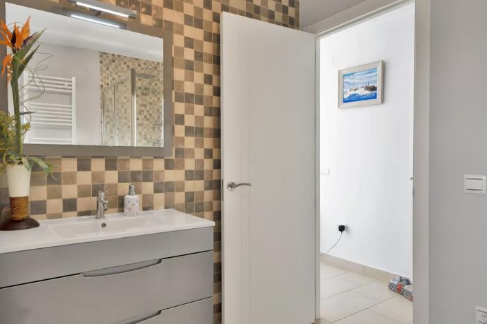 Image No.40-4 Bed Villa for sale