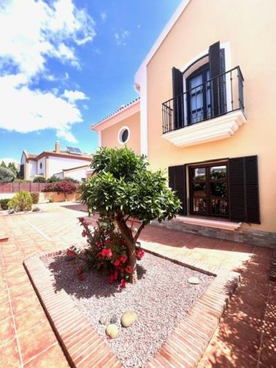 Image No.22-5 Bed Villa for sale