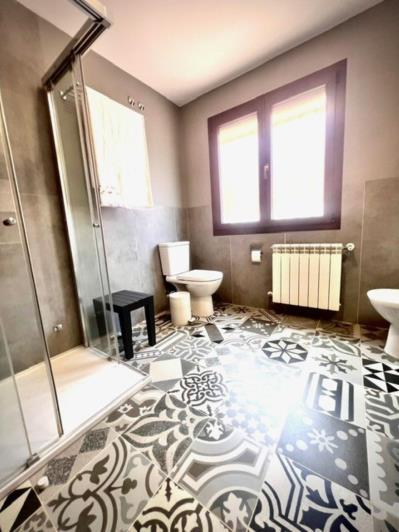 Image No.26-5 Bed Villa for sale