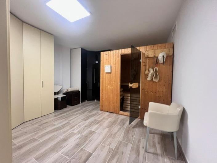 Image No.30-5 Bed Villa for sale