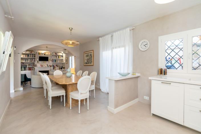 Image No.4-5 Bed Villa for sale