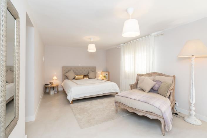 Image No.5-5 Bed Villa for sale