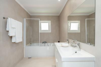 15-11d12f2f454f2f5e9b981fdd8b901d51