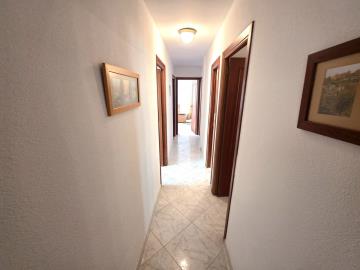 8-e64a9055bba3e77ac8aca3b893cdf826