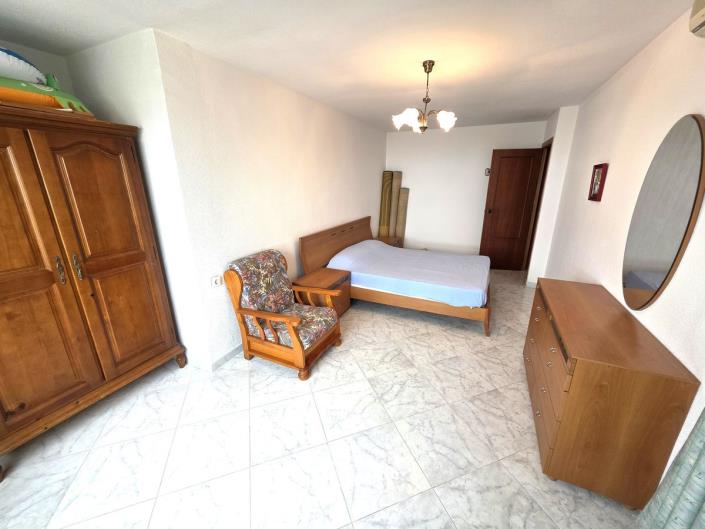 Image No.10-3 Bed Apartment for sale