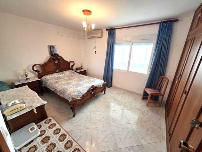 Image No.13-3 Bed Apartment for sale