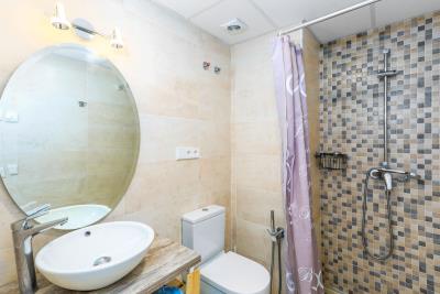 11-20939a0134ad724a8cb2a801094d15a4