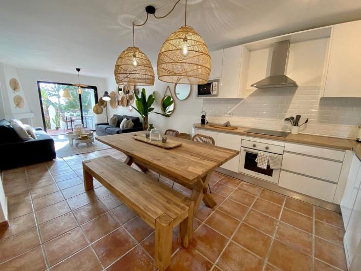 Image No.6-3 Bed Apartment for sale