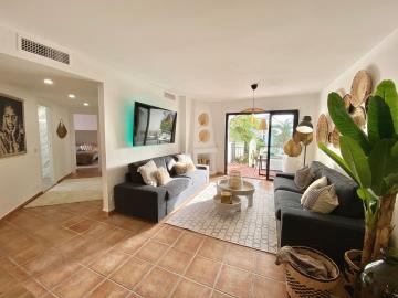 7-aa4cc561180b369757c0bb4af9886cd3