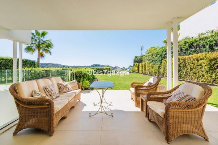 Image No.2-3 Bed Villa for sale