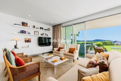 11-20939a0134ad724a8cb2a801094d15a4