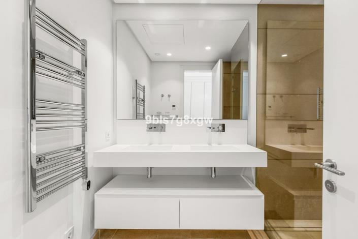 Image No.24-3 Bed Villa for sale