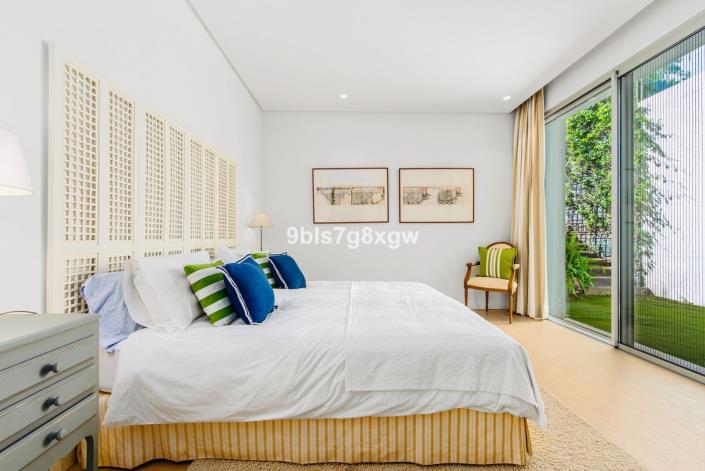 Image No.26-3 Bed Villa for sale