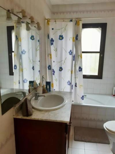 Image No.19-5 Bed Townhouse for sale