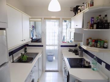 16-ec67b526875bf0124b6ce4328a754439