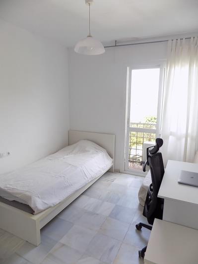 Image No.18-2 Bed Apartment for sale