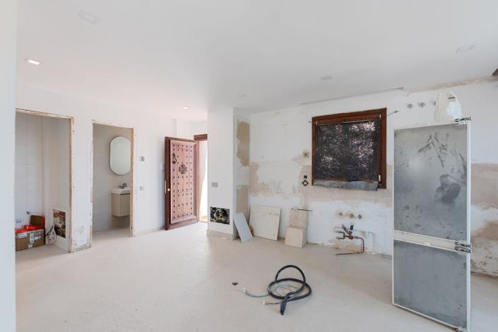 Image No.2-4 Bed Townhouse for sale