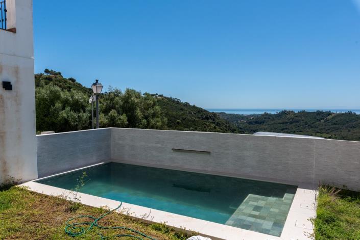 Image No.15-4 Bed Townhouse for sale