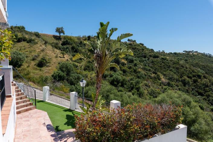 Image No.32-4 Bed Townhouse for sale