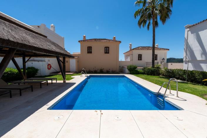 Image No.35-4 Bed Townhouse for sale