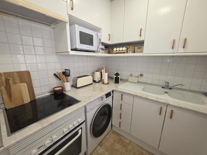 Image No.5-2 Bed Apartment for sale